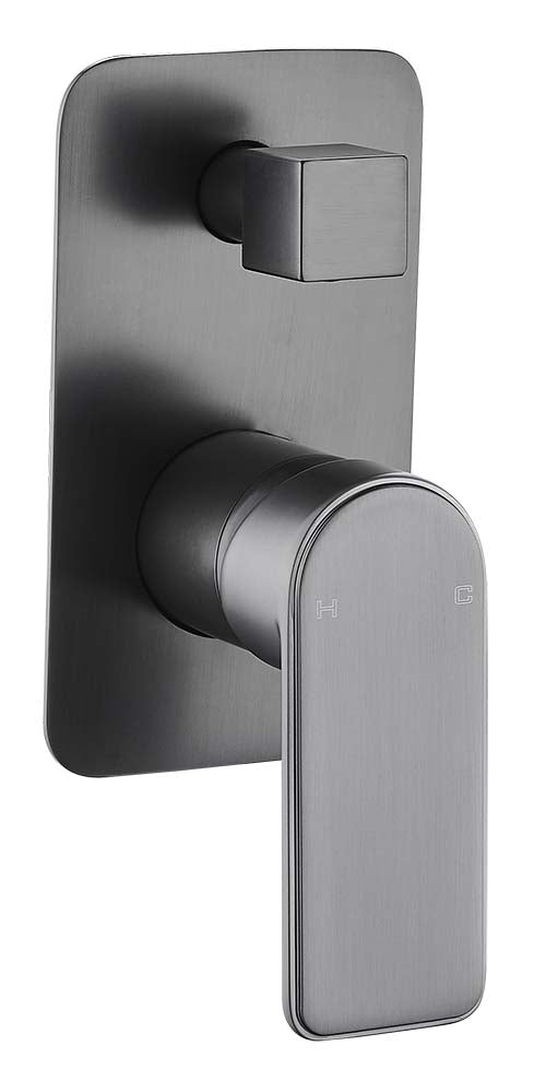 BATEAU WALL MIXER WITH DIVERTER