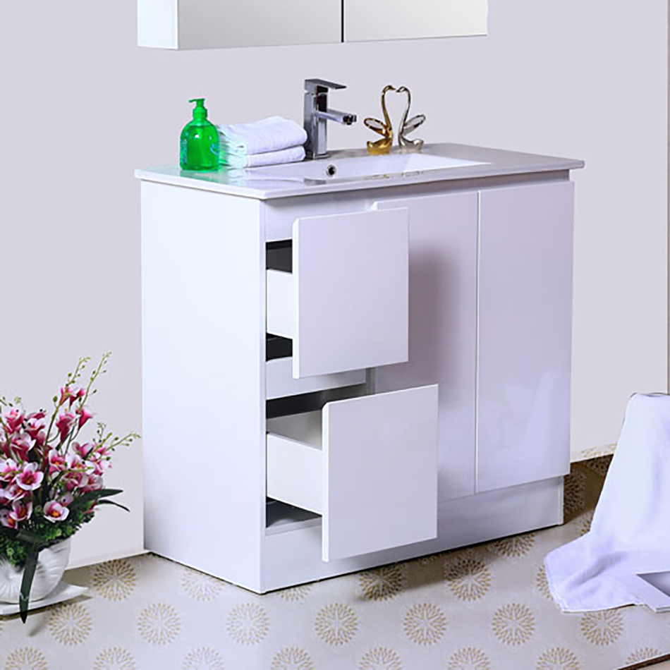 RIO FREESTANDING VANITY