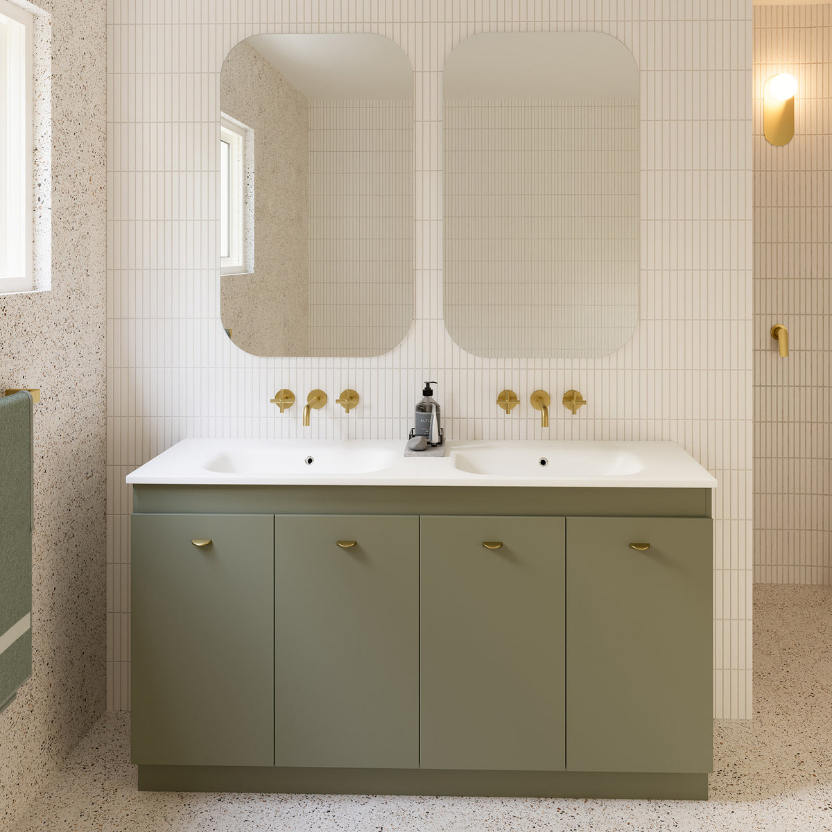 ROCKFORD VANITY - FLOOR STANDING