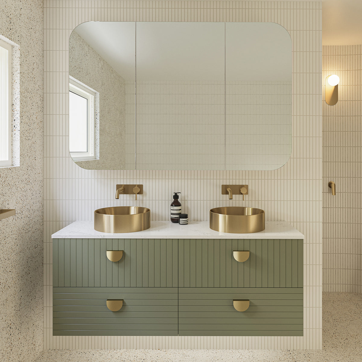 HENLY VANITY - WALL HUNG